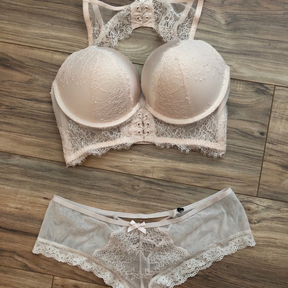 Victoria Secret intimate set
